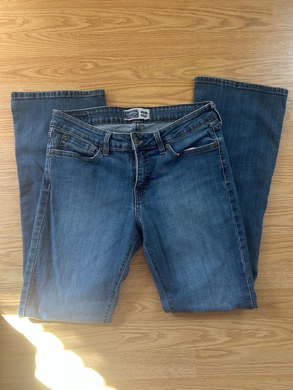 Vintage Y2K Levi’s Signature Modern Bootcut Jeans Size 10 Rhinestone Western